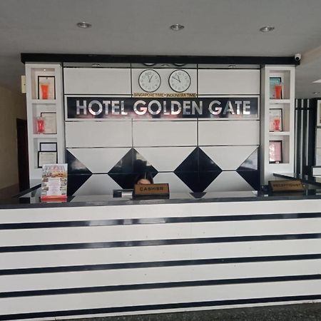 Collection O 625 Hotel Golden Gate Batam Extérieur photo